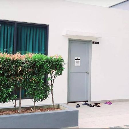 Attractive 3 Bedroom Condo With Pool-D Raudhah Homestay Kajang Zewnętrze zdjęcie