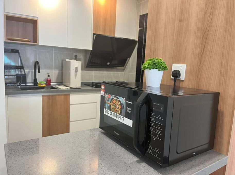 Attractive 3 Bedroom Condo With Pool-D Raudhah Homestay Kajang Zewnętrze zdjęcie